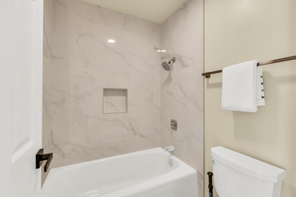 Photo #68: 225058608 Listing: Photo #68