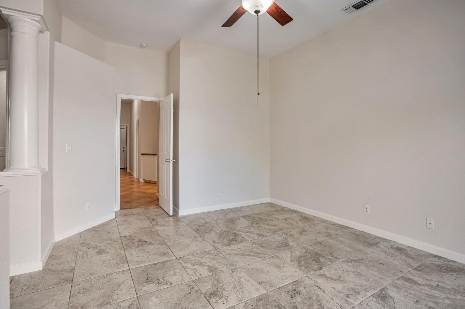Detail Gallery Image 27 of 47 For 9034 Acorn Ridge Cir, Elk Grove,  CA 95758 - 4 Beds | 2 Baths