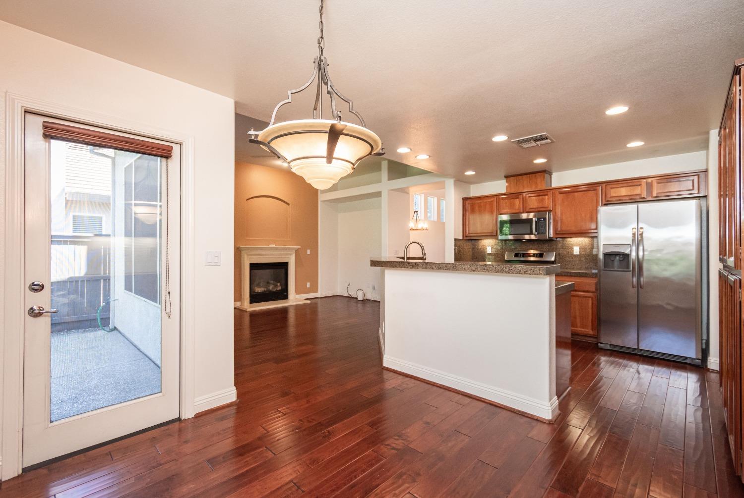Detail Gallery Image 26 of 43 For 4624 Woodhawk Way, Antelope,  CA 95843 - 4 Beds | 3 Baths