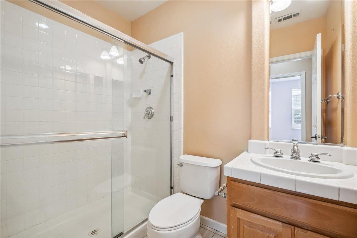 Detail Gallery Image 20 of 45 For 1012 Rock Harbor Pt, Hercules,  CA 94547 - 4 Beds | 4 Baths