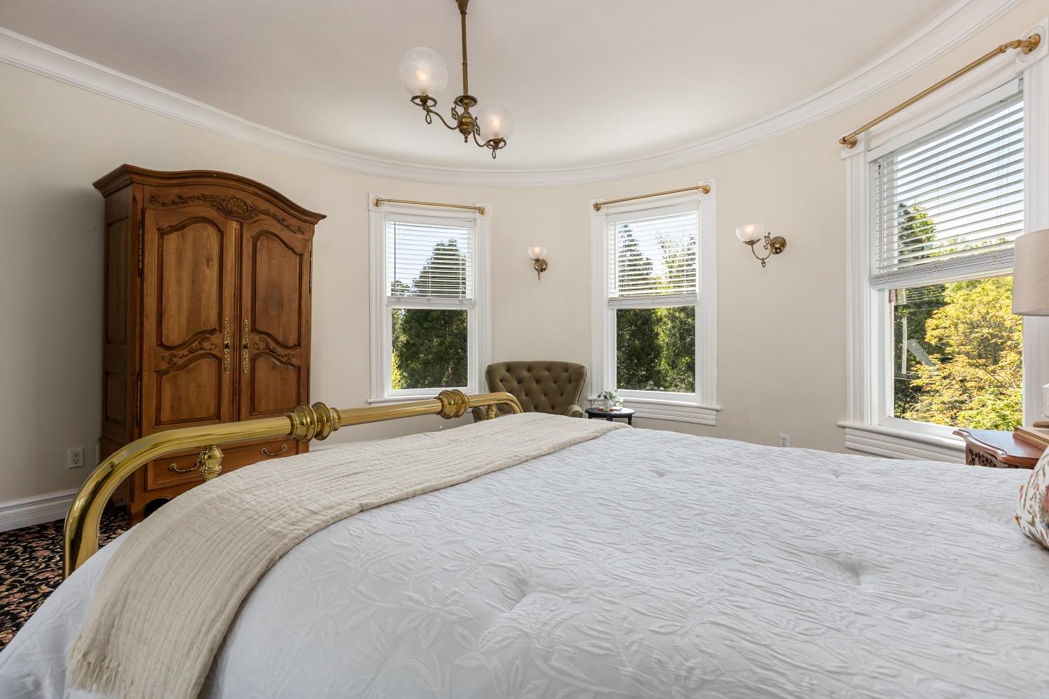 Detail Gallery Image 18 of 59 For 358 Mill St, Grass Valley,  CA 95945 - 8 Beds | 9 Baths