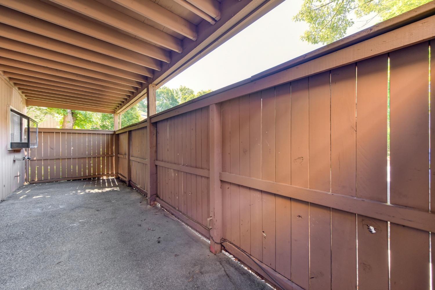 Photo #18: 225058589 Listing: Photo #18