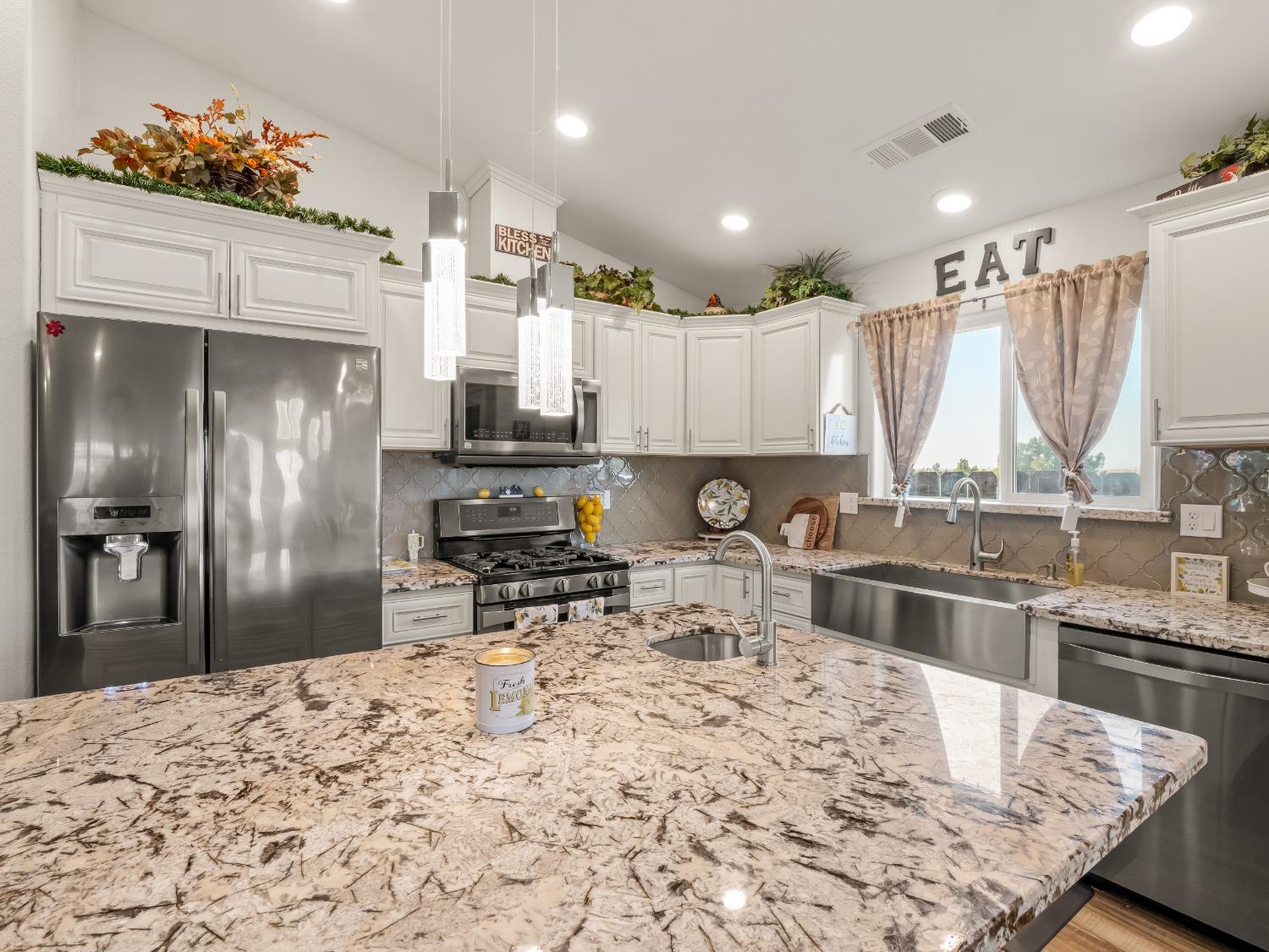 Detail Gallery Image 20 of 78 For 17324 Bonita Rd, Madera,  CA 93636 - 5 Beds | 4 Baths