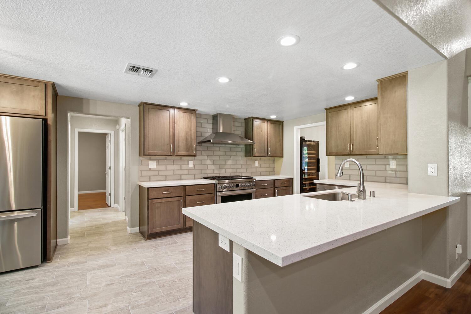 Detail Gallery Image 17 of 76 For 8348 Polo Crosse Ave, Sacramento,  CA 95829 - 5 Beds | 4 Baths