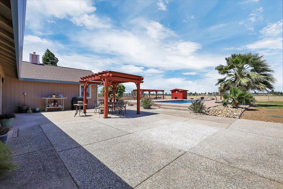 Detail Gallery Image 68 of 99 For 1721 Starr St, Yuba City,  CA 95993 - 5 Beds | 3 Baths