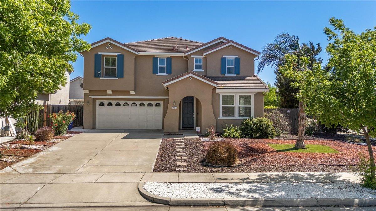 Detail Gallery Image 1 of 53 For 1454 Longhorn Dr, Patterson,  CA 95363 - 5 Beds | 3 Baths