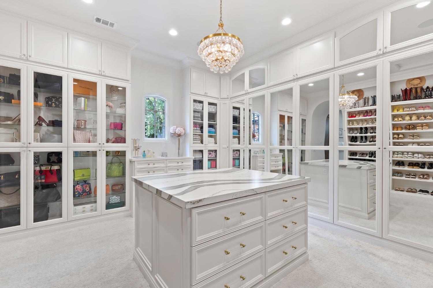 Detail Gallery Image 18 of 61 For 6120 Terracina Ct, Loomis,  CA 95650 - 7 Beds | 6/2 Baths