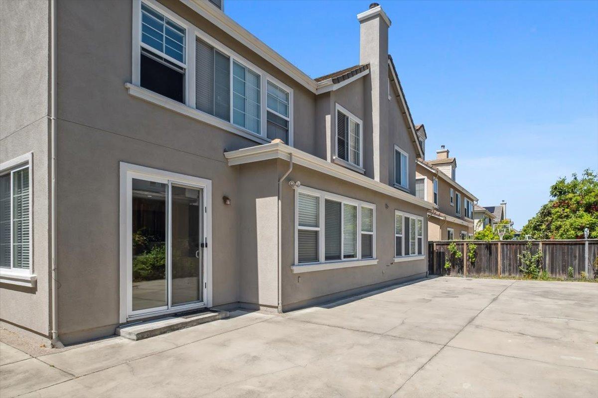 Detail Gallery Image 42 of 45 For 1012 Rock Harbor Pt, Hercules,  CA 94547 - 4 Beds | 4 Baths