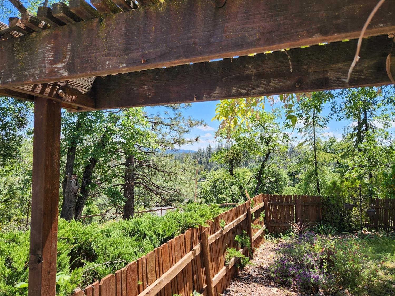 Detail Gallery Image 15 of 33 For 401 Iyu Camp Rd, Colfax,  CA 95713 - 2 Beds | 2 Baths