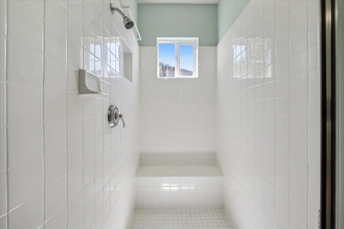 Detail Gallery Image 28 of 45 For 1012 Rock Harbor Pt, Hercules,  CA 94547 - 4 Beds | 4 Baths