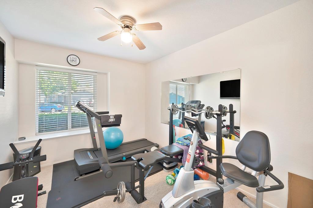 Detail Gallery Image 12 of 21 For 9020 Amador Valley Ct, Sacramento,  CA 95829 - 3 Beds | 2 Baths