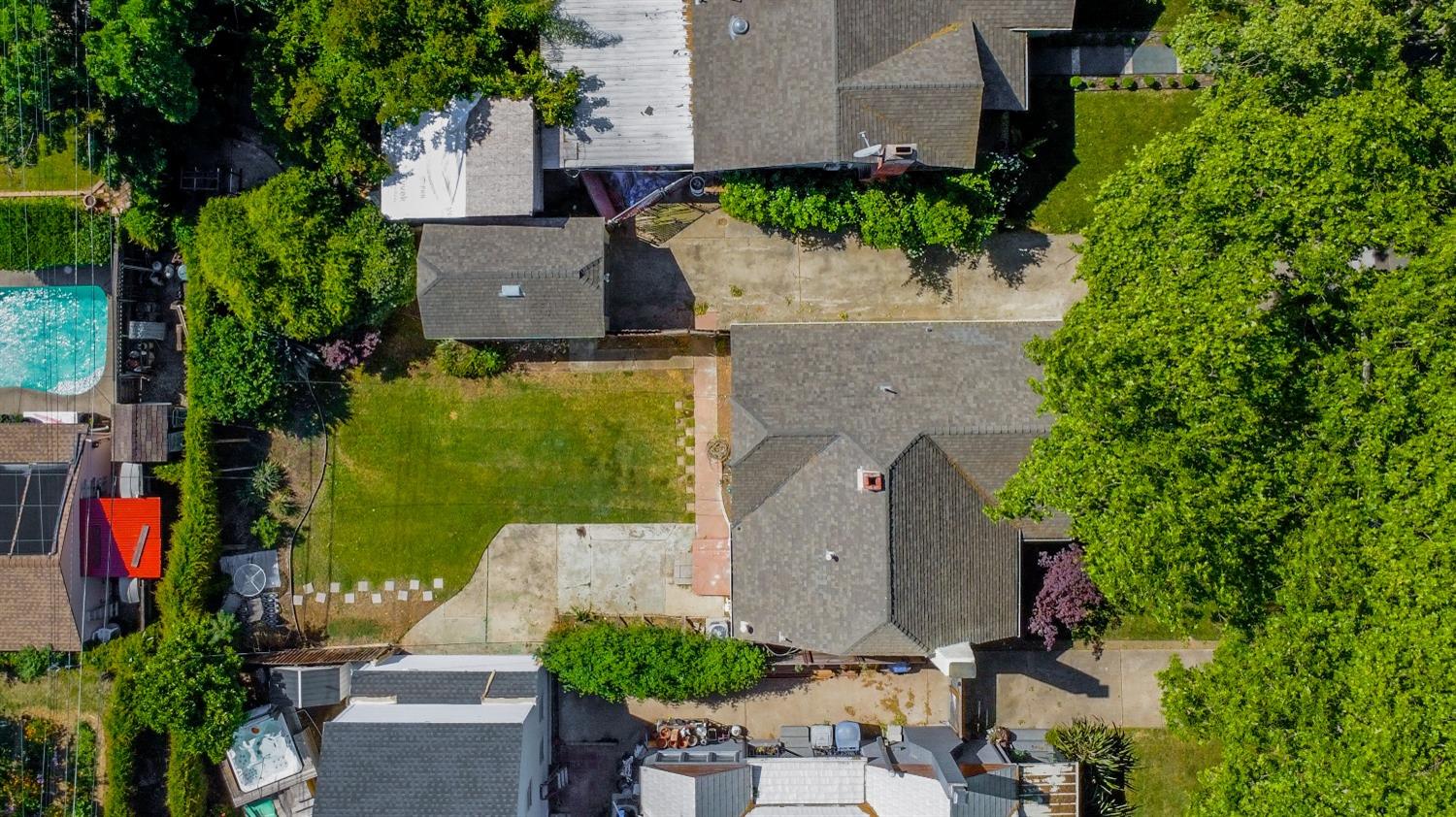 Detail Gallery Image 30 of 42 For 2172 Oakmont St, Sacramento,  CA 95815 - 2 Beds | 1 Baths