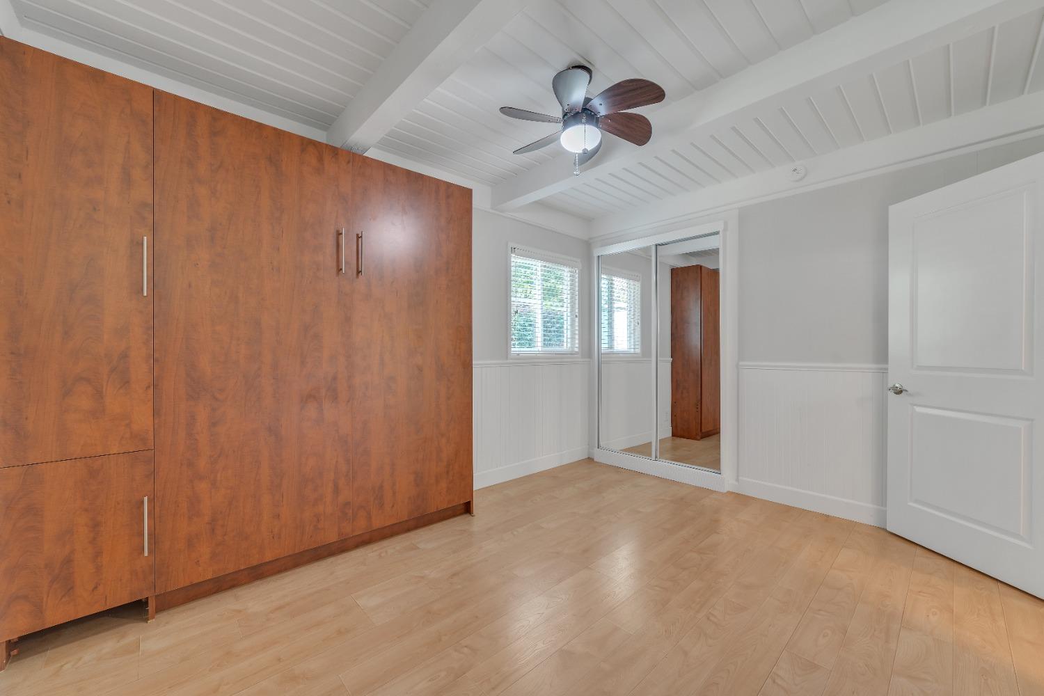 Detail Gallery Image 16 of 25 For 2124 Byron Rd, Sacramento,  CA 95825 - 2 Beds | 1 Baths