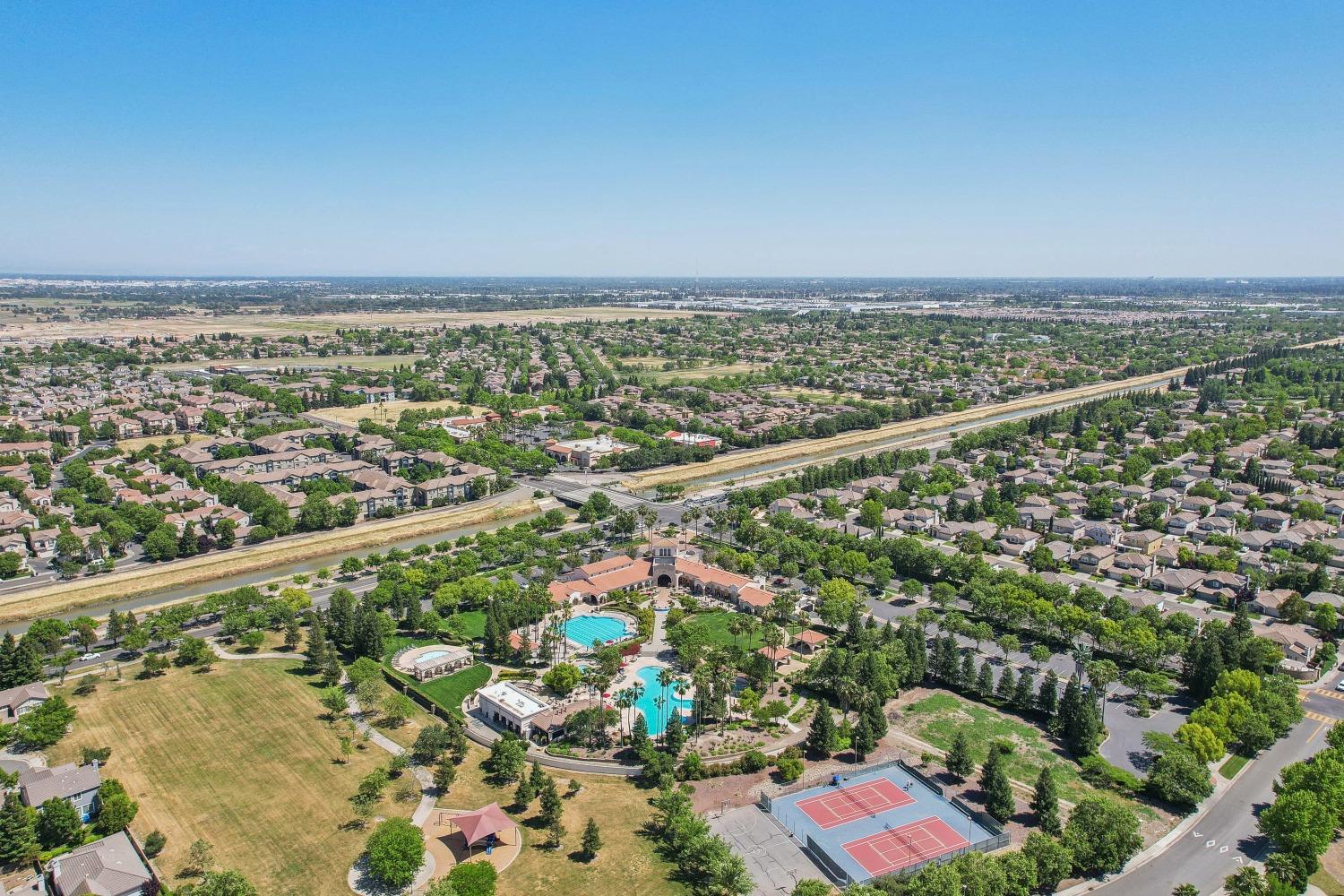 Detail Gallery Image 43 of 43 For 1707 Danbrook Dr, Sacramento,  CA 95835 - 3 Beds | 2 Baths