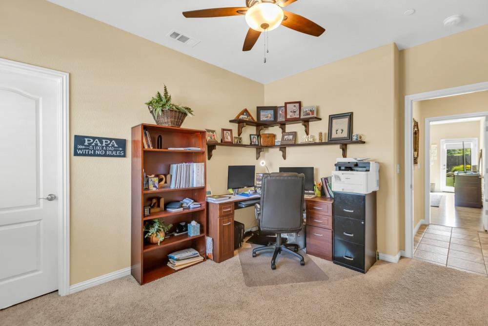 Detail Gallery Image 31 of 56 For 745 Parkridge Dr, Galt,  CA 95632 - 3 Beds | 2/1 Baths