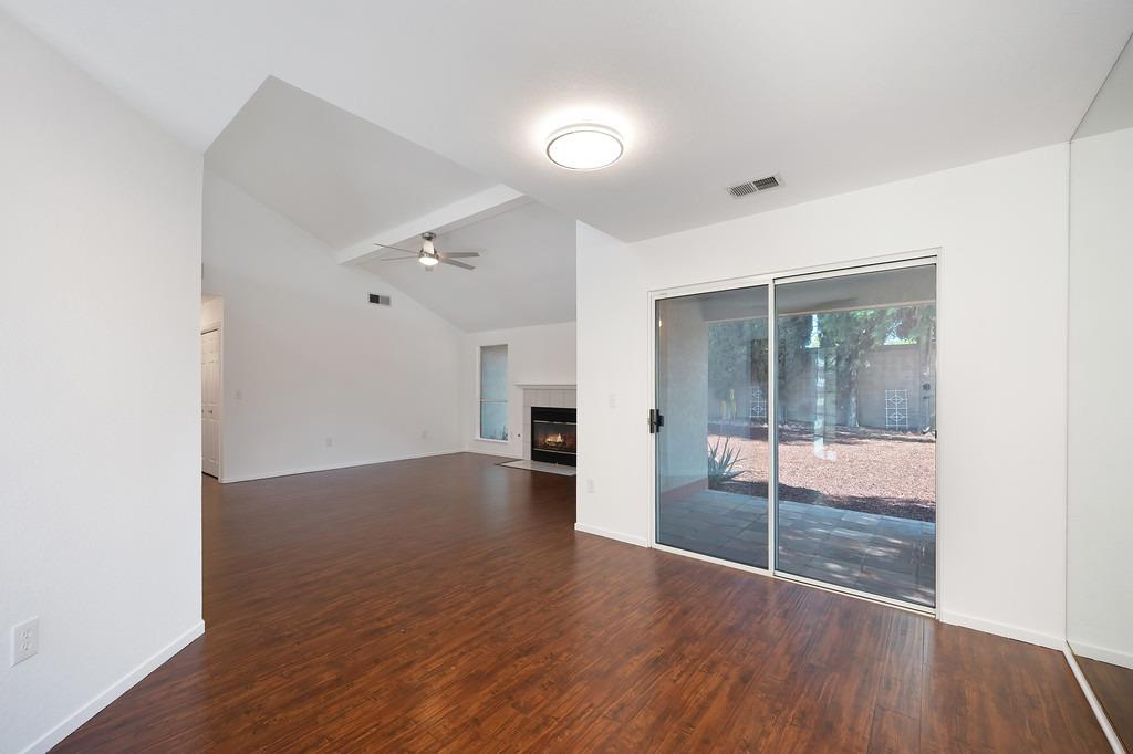Detail Gallery Image 8 of 43 For 786 Lourence Ct, Tracy,  CA 95376 - 3 Beds | 2 Baths