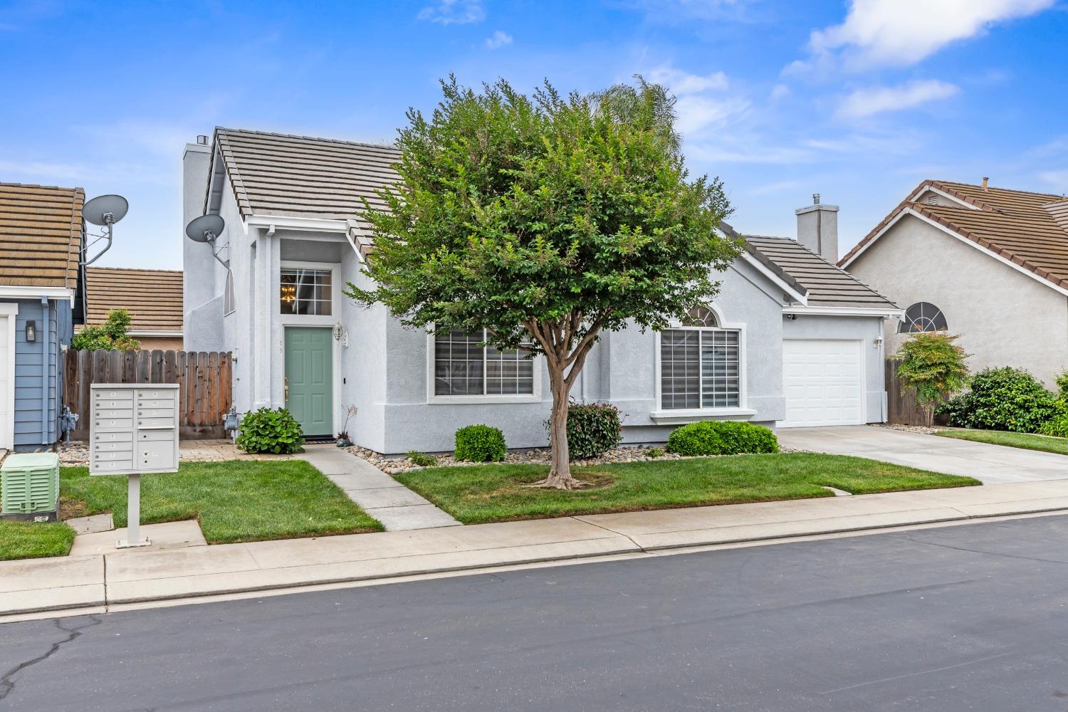 Sandstone Way, Manteca, California image 3