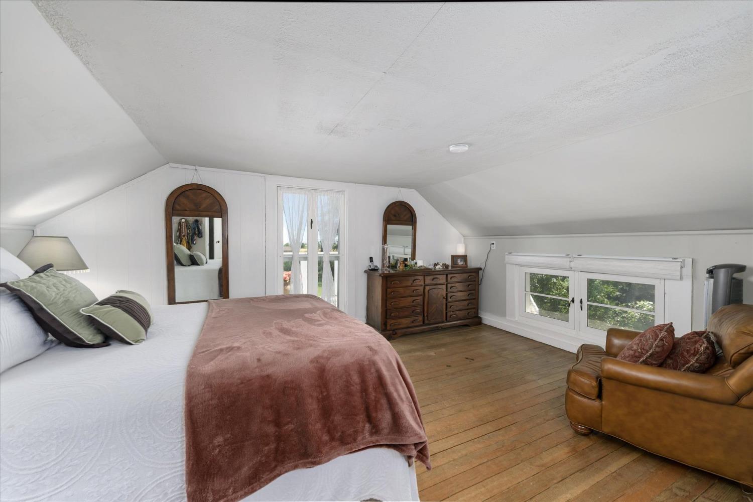 Detail Gallery Image 20 of 52 For 25107 Main St, Capay,  CA 95607 - 3 Beds | 1/1 Baths