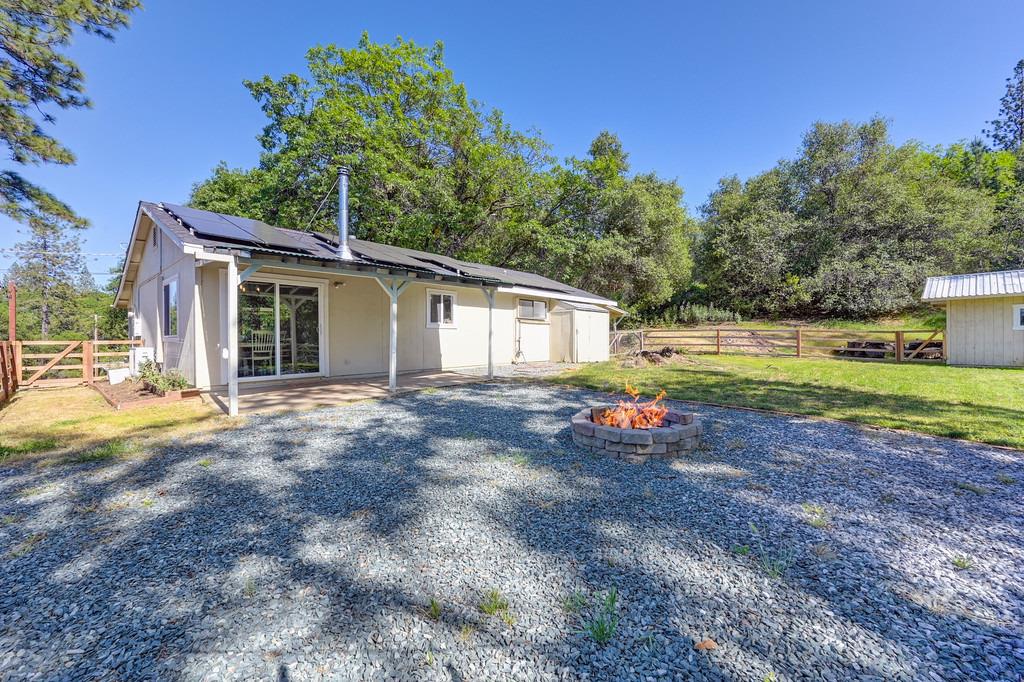 Detail Gallery Image 43 of 70 For 4292 Canyon Valley Rd, Diamond Springs,  CA 95619 - 3 Beds | 1 Baths