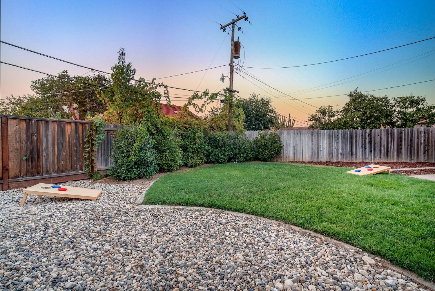 Detail Gallery Image 38 of 43 For 7105 Ansley Ct, Citrus Heights,  CA 95621 - 5 Beds | 3 Baths