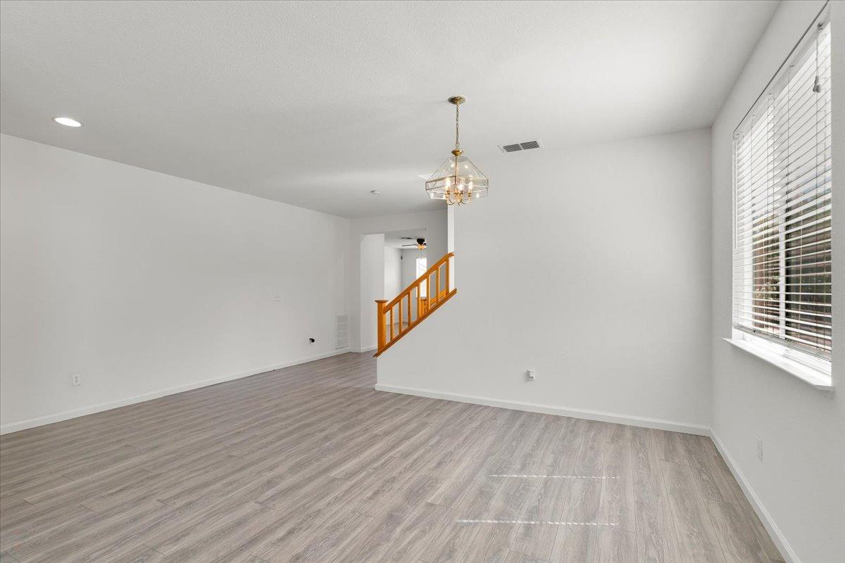 Detail Gallery Image 12 of 53 For 1454 Longhorn Dr, Patterson,  CA 95363 - 5 Beds | 3 Baths
