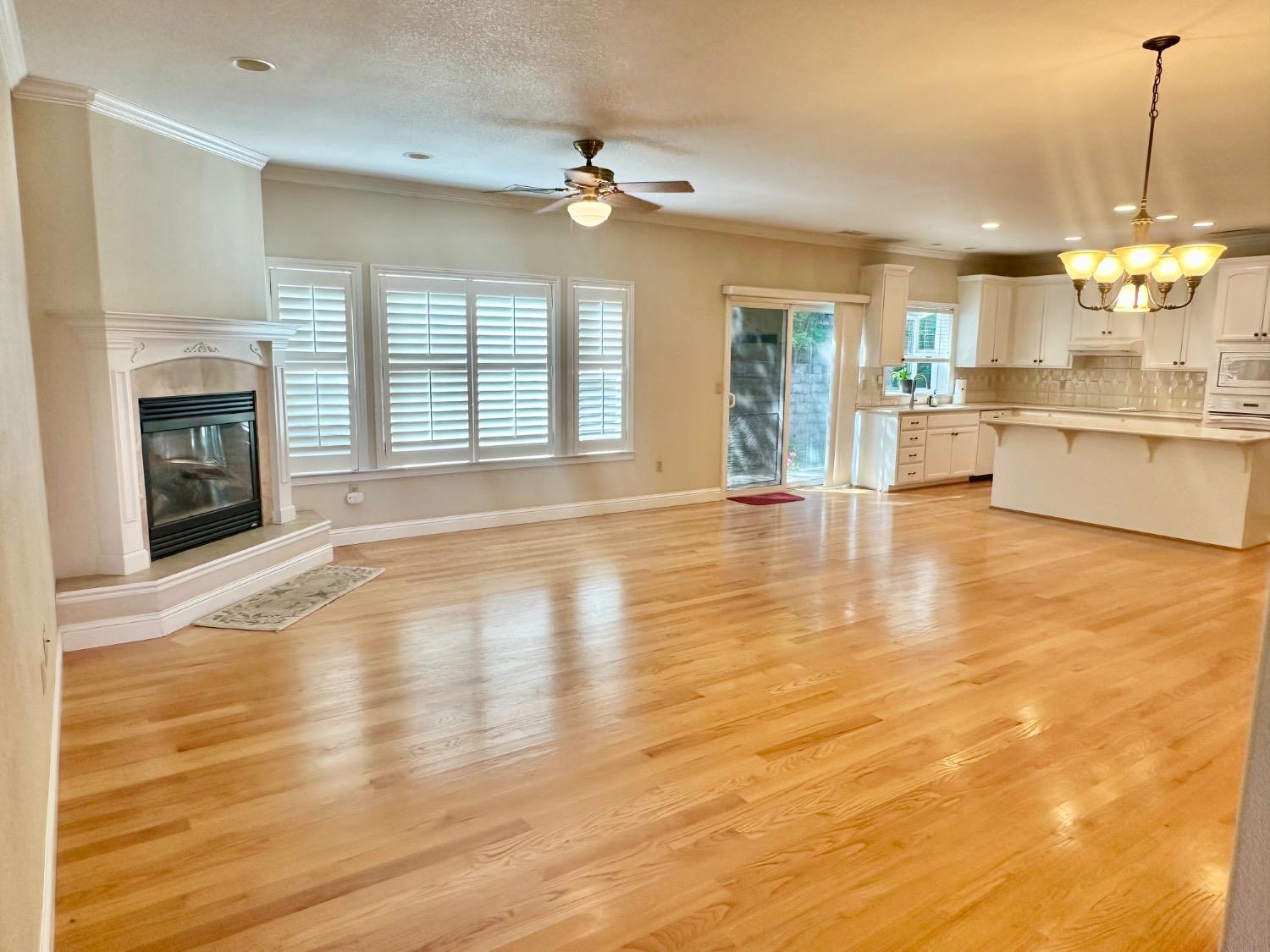 Detail Gallery Image 7 of 59 For 600 Jeanette Ct, Oakdale,  CA 95361 - 3 Beds | 2 Baths