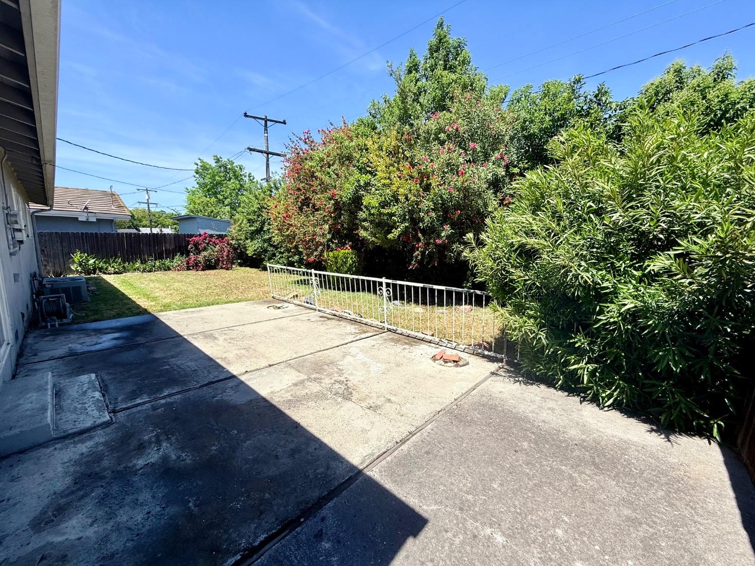 Jasmine Avenue, Stockton, California image 20