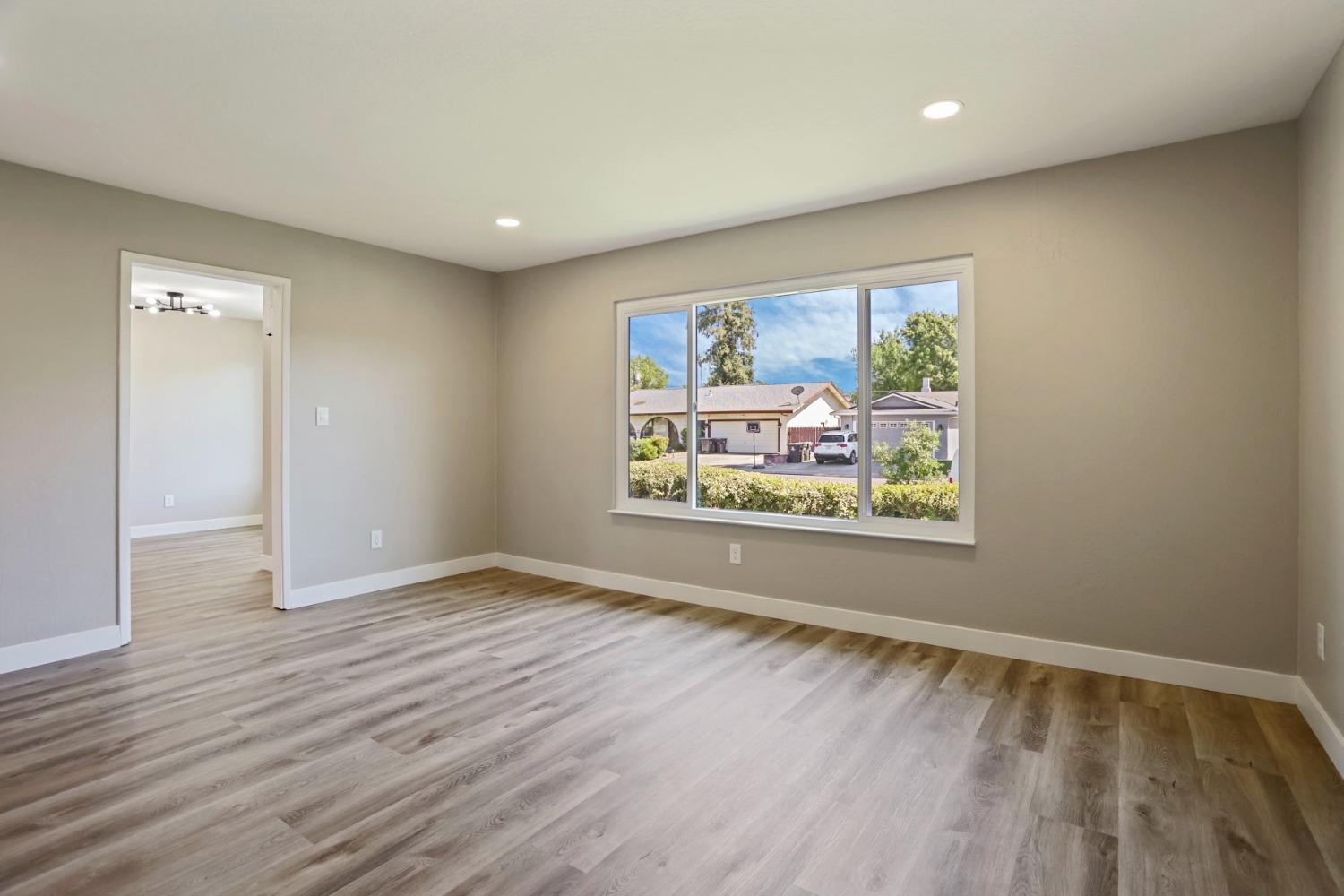 Detail Gallery Image 17 of 34 For 2715 Madrone Ave, Stockton,  CA 95207 - 3 Beds | 2 Baths