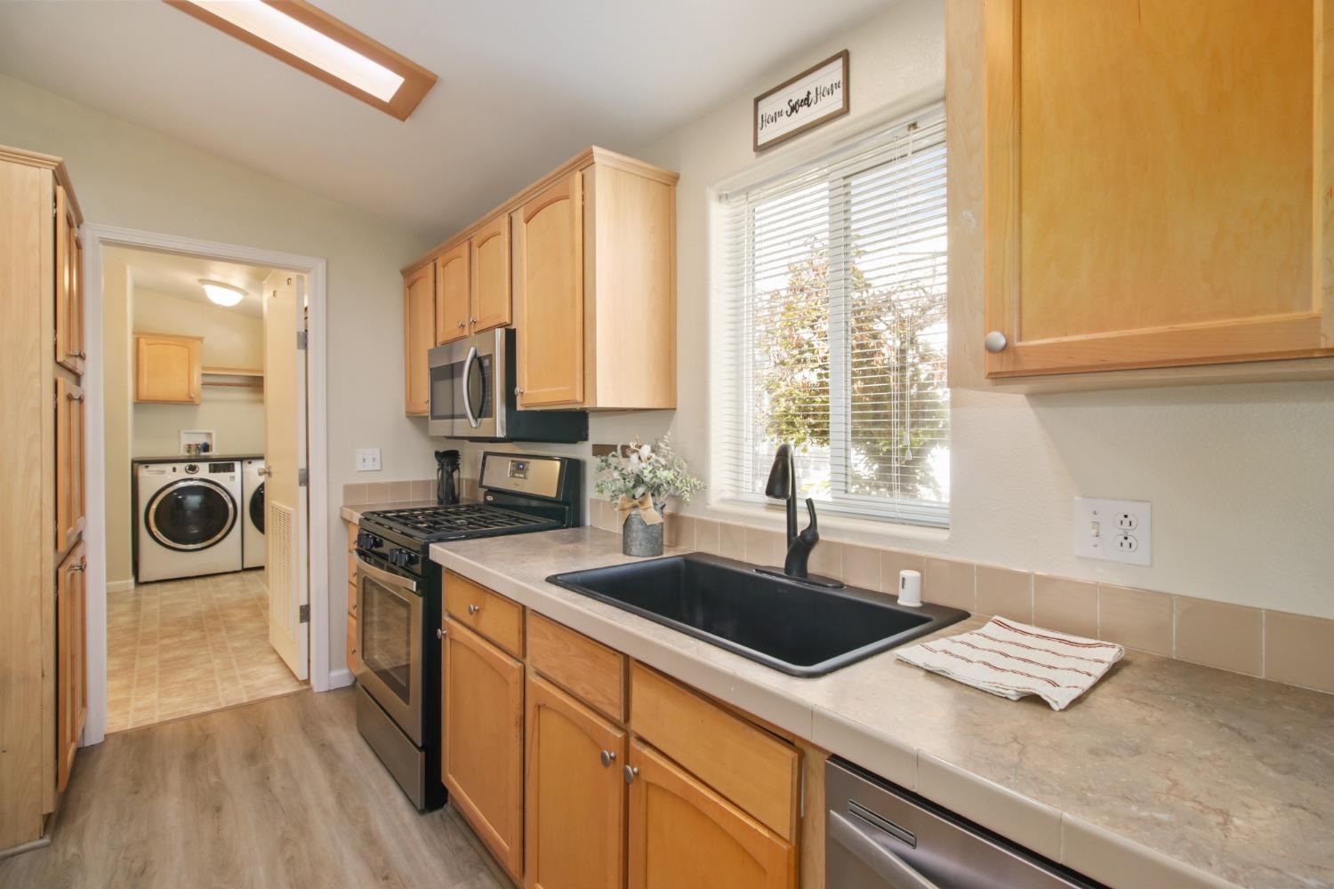Detail Gallery Image 8 of 18 For 190 Saxton Cir 190, Citrus Heights,  CA 95621 - 2 Beds | 2 Baths