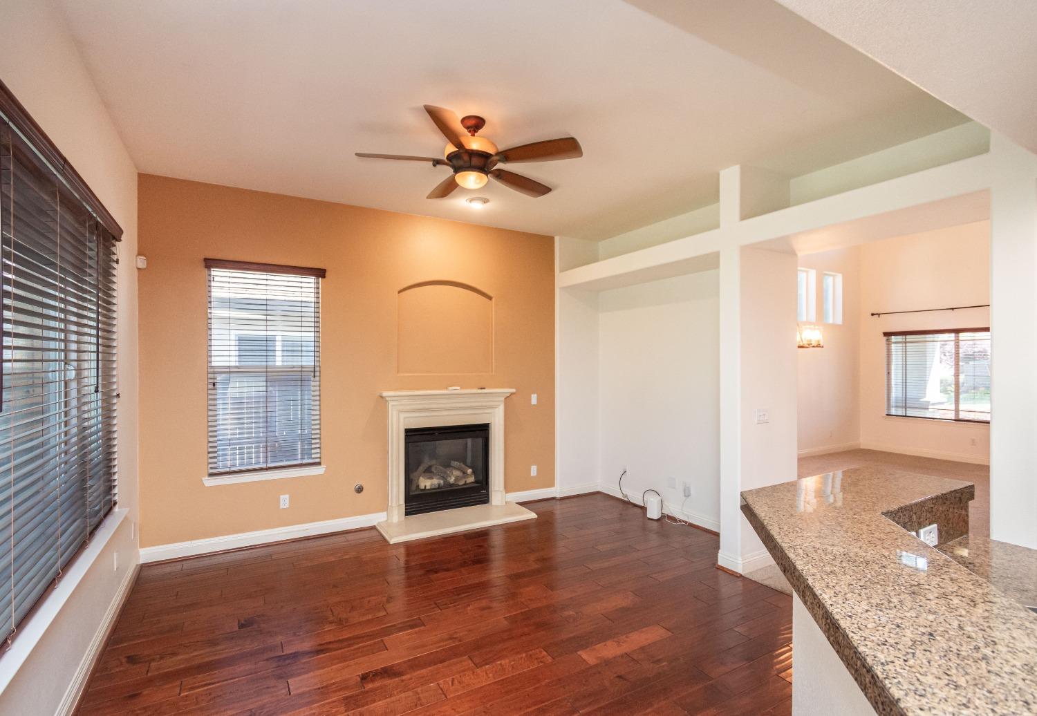 Detail Gallery Image 27 of 43 For 4624 Woodhawk Way, Antelope,  CA 95843 - 4 Beds | 3 Baths