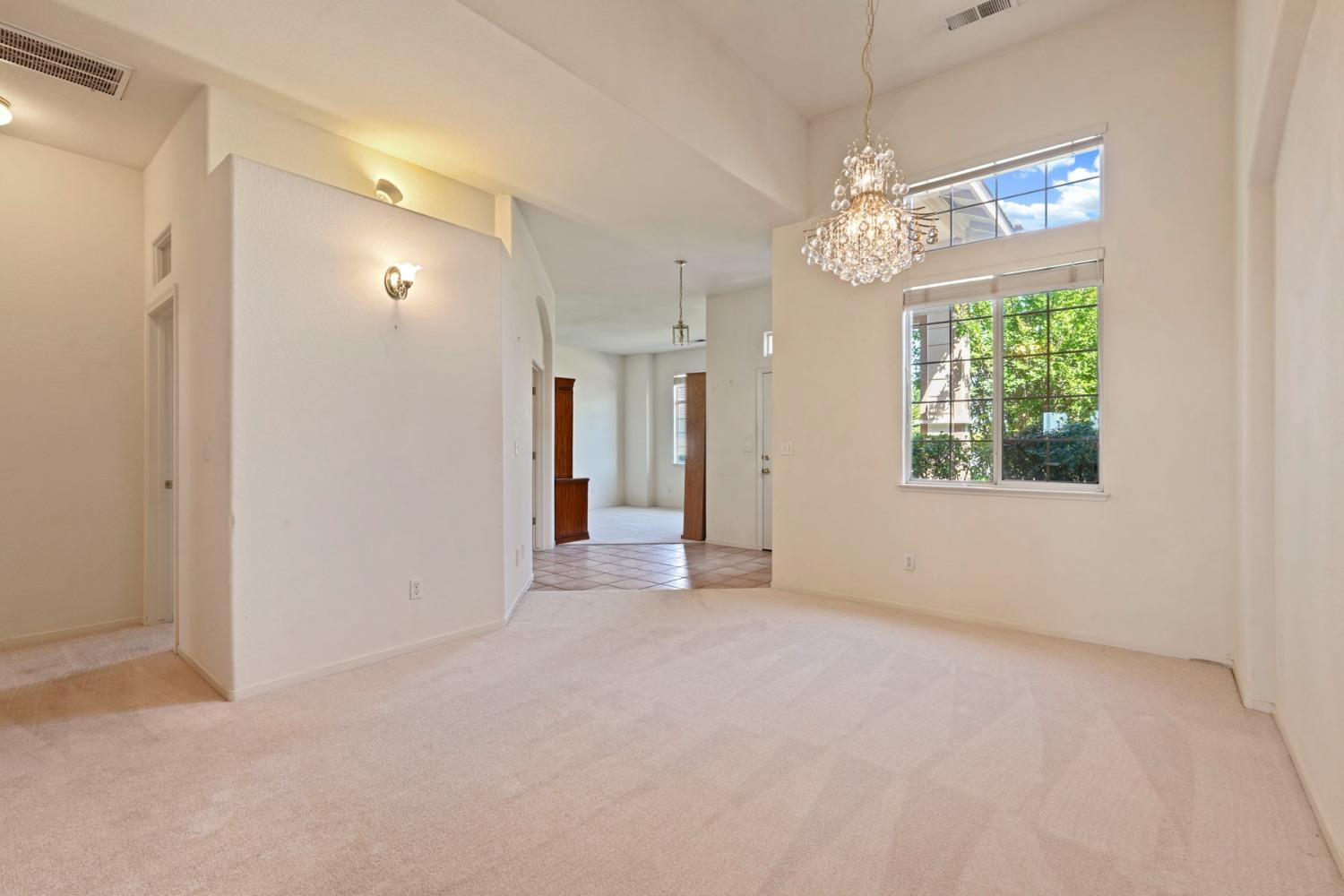 Detail Gallery Image 6 of 59 For 5133 Countryridge Ln, Salida,  CA 95368 - 4 Beds | 2 Baths