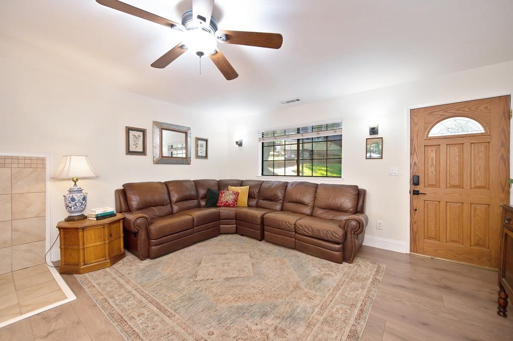 Detail Gallery Image 12 of 54 For 21855 Digger Pine Ln, Colfax,  CA 95713 - 3 Beds | 2 Baths