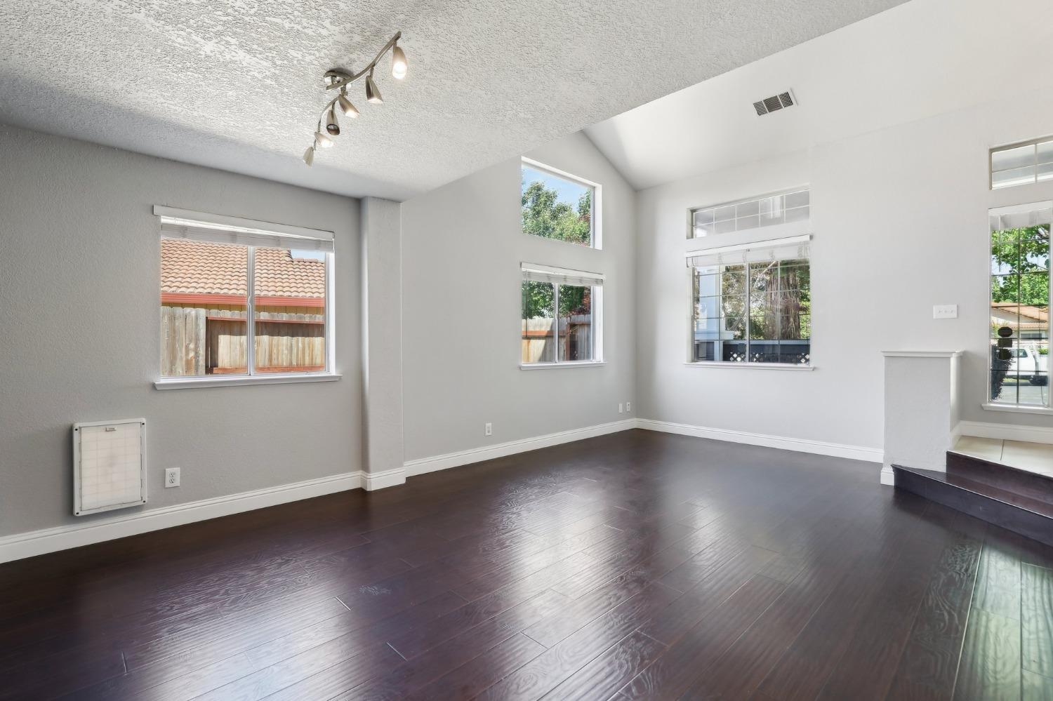 Los Ramblas Court, Roseville, California image 7