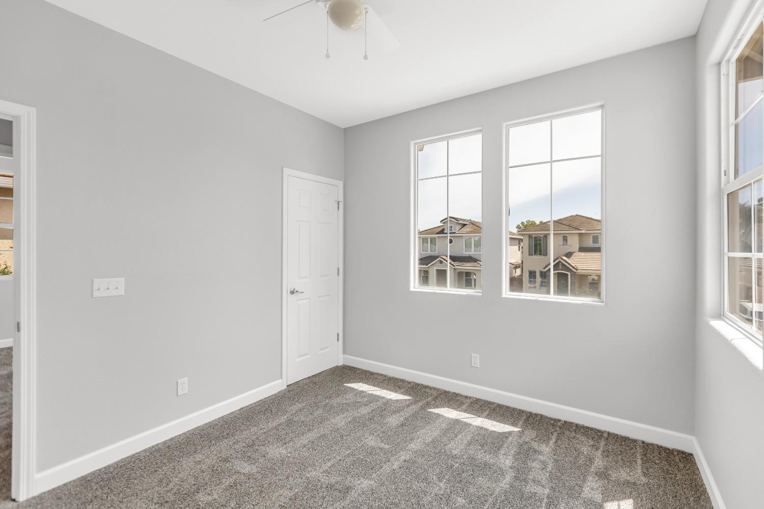 Detail Gallery Image 35 of 68 For 5409 Friesian Way, Elk Grove,  CA 95757 - 4 Beds | 2/1 Baths