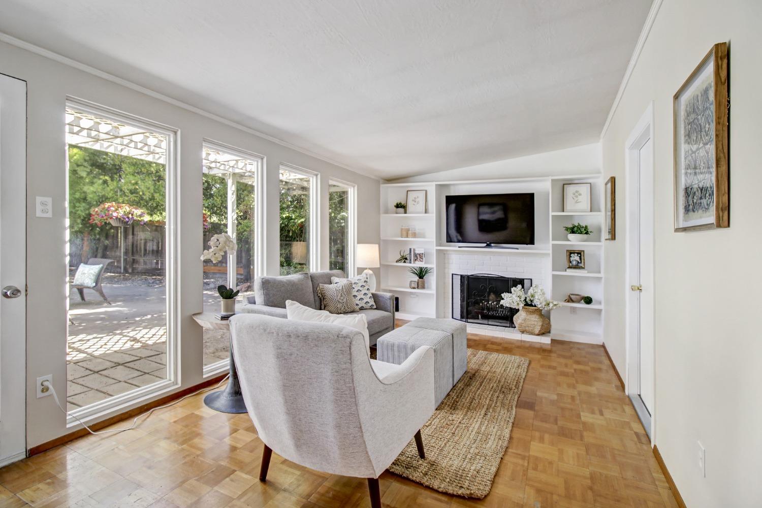 Detail Gallery Image 23 of 73 For 1837 Drew Ct, Carmichael,  CA 95608 - 4 Beds | 2 Baths