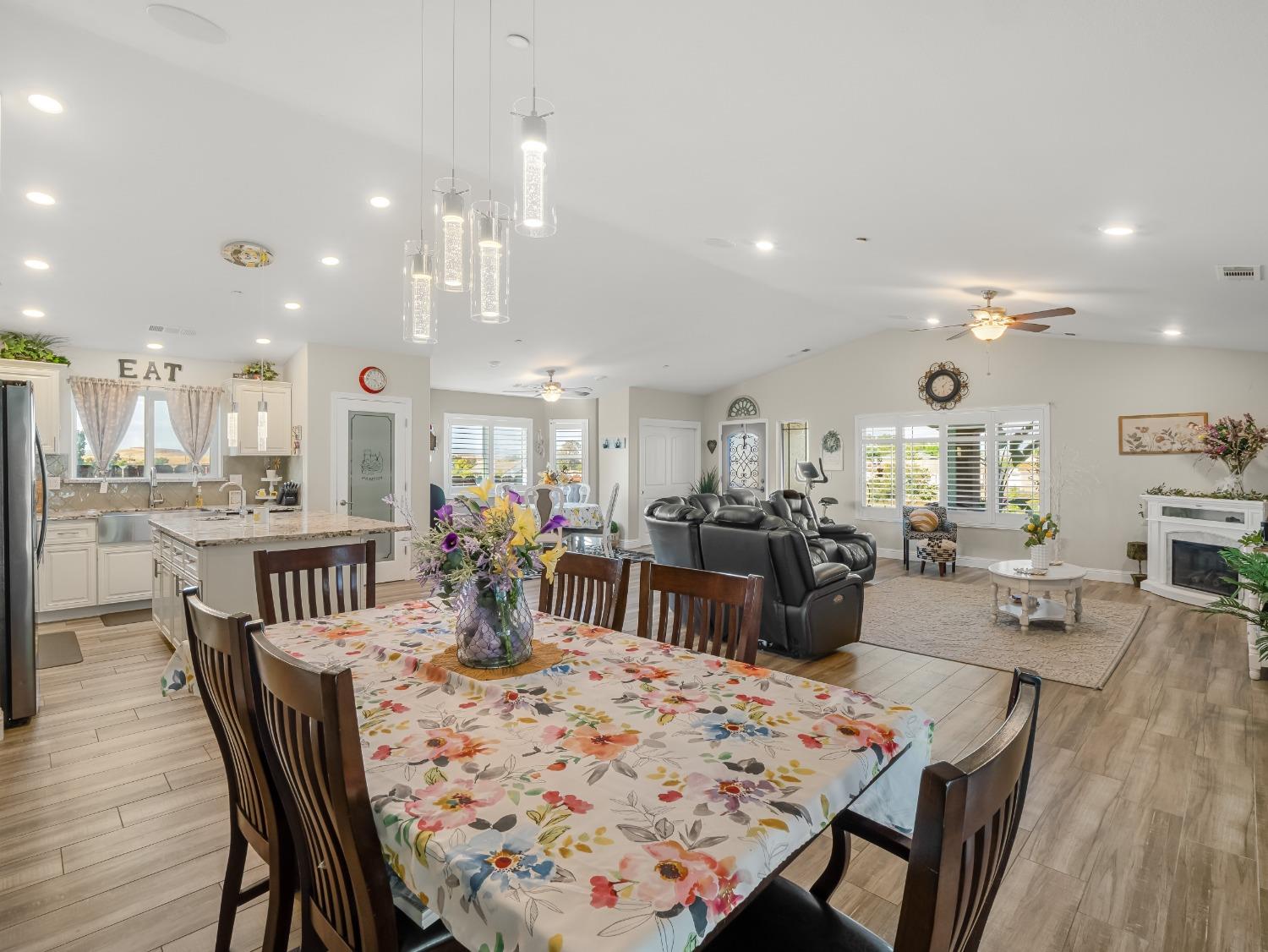 Detail Gallery Image 24 of 78 For 17324 Bonita Rd, Madera,  CA 93636 - 5 Beds | 4 Baths