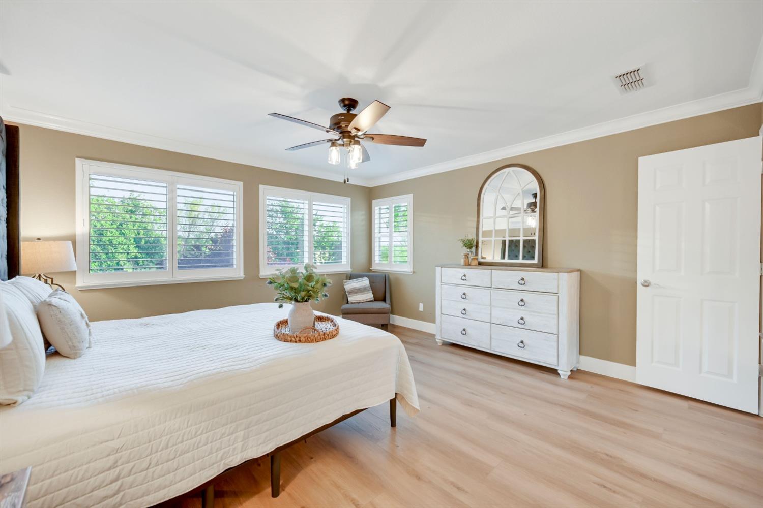 Detail Gallery Image 23 of 48 For 961 Glennfinnan Way, Folsom,  CA 95630 - 5 Beds | 3 Baths