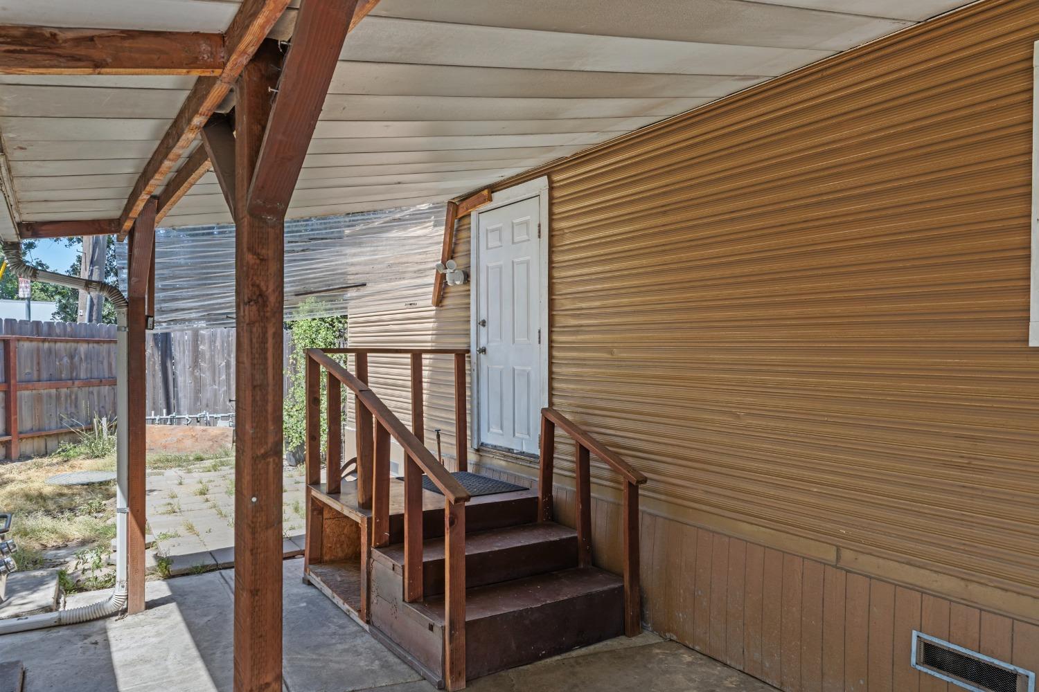 Detail Gallery Image 7 of 27 For 11550 S Harlan Rd 3, Lathrop,  CA 95330 - 2 Beds | 1 Baths