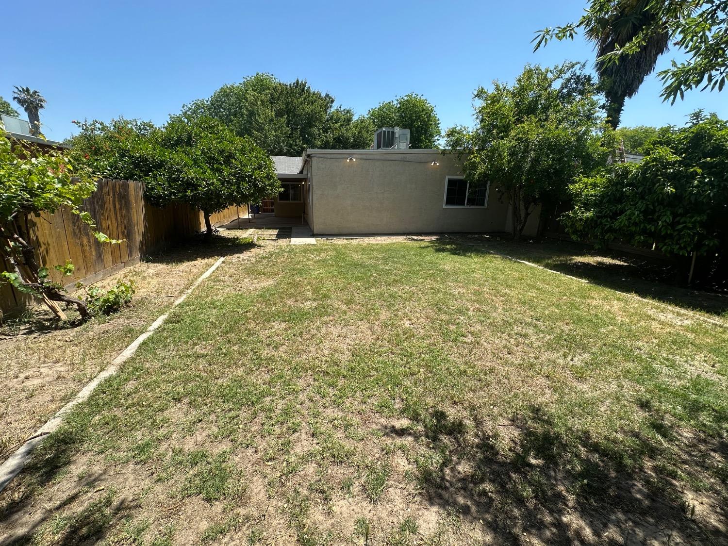 Sierra Madre Drive, Modesto, California image 21