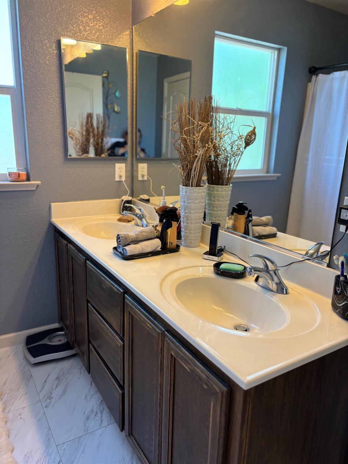 Detail Gallery Image 14 of 30 For 1617 Heath Way, Ceres,  CA 95307 - 4 Beds | 2/1 Baths