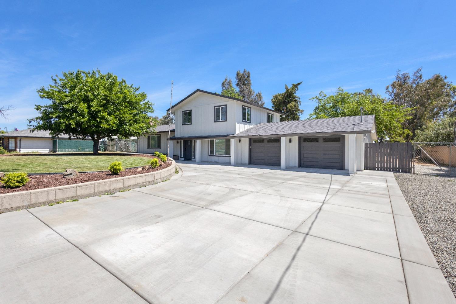 Detail Gallery Image 1 of 52 For 7612 9th St, Elverta,  CA 95626 - 4 Beds | 3 Baths