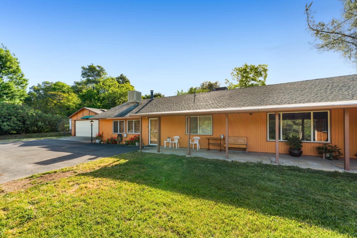 Detail Gallery Image 2 of 33 For 1020 Mount Ida Rd, Oroville,  CA 95966 - 3 Beds | 2/1 Baths