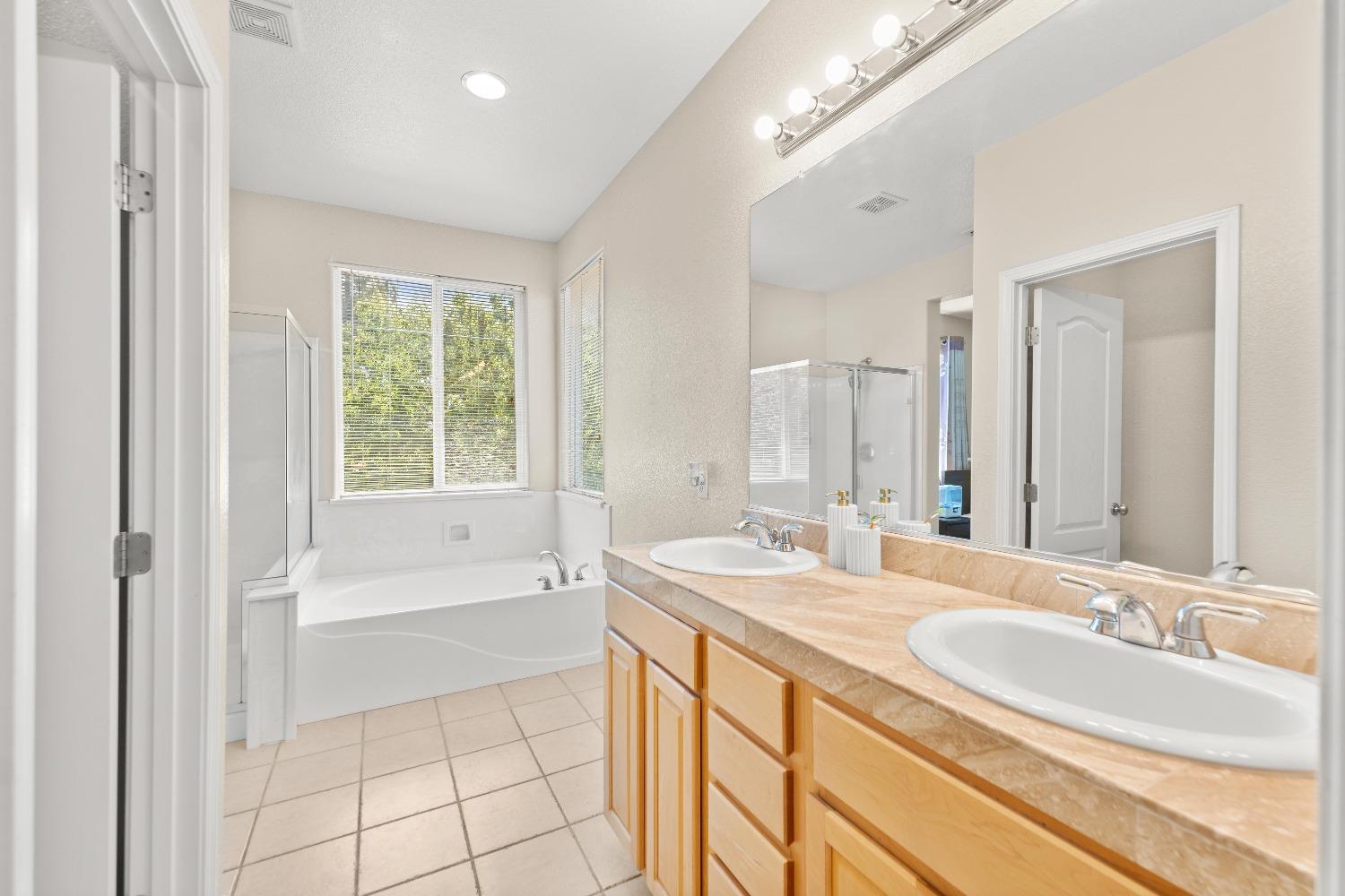 Detail Gallery Image 31 of 54 For 3034 Trap Rock Way, Sacramento,  CA 95835 - 3 Beds | 2/1 Baths