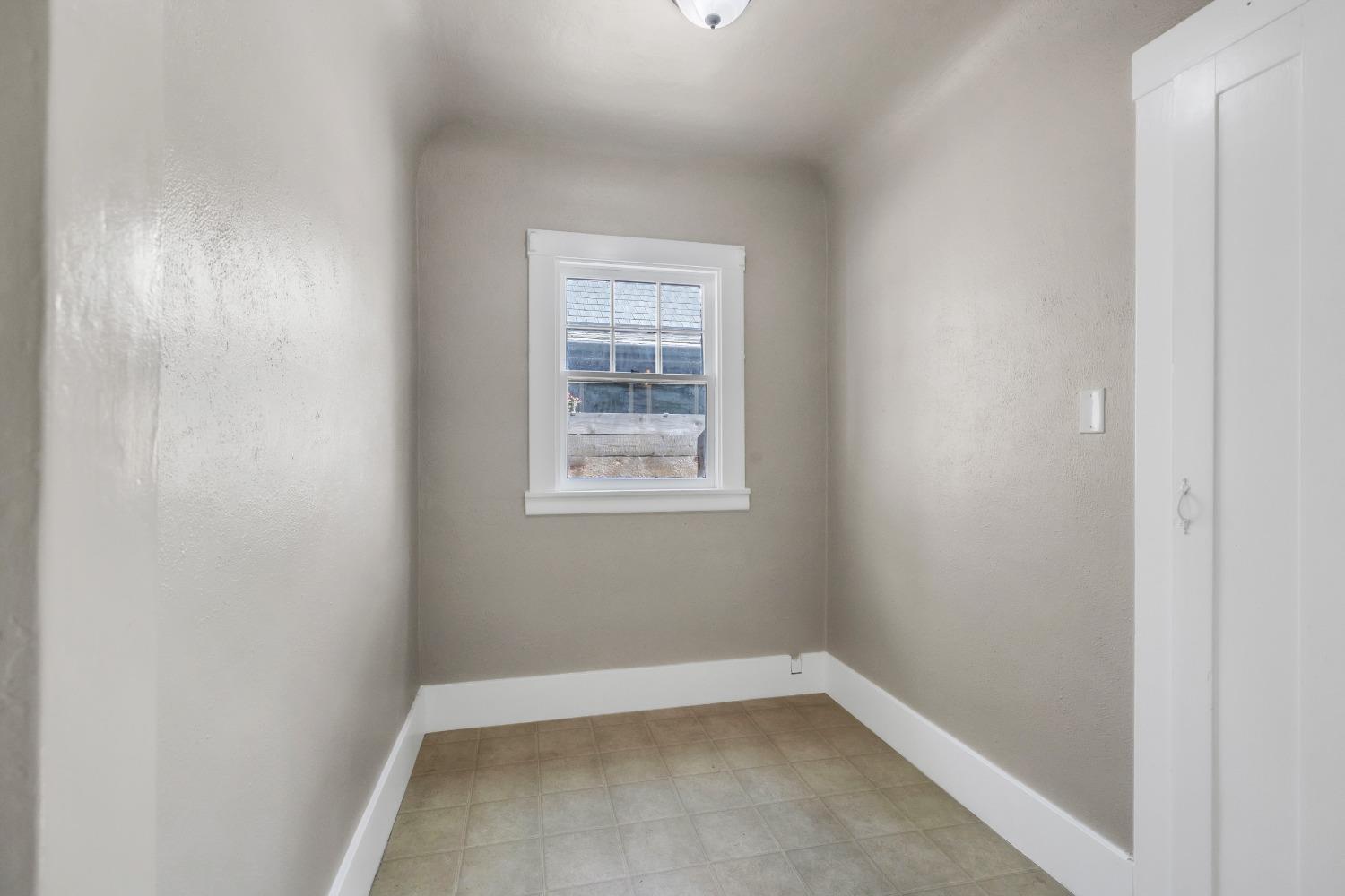 Detail Gallery Image 22 of 42 For 2172 Oakmont St, Sacramento,  CA 95815 - 2 Beds | 1 Baths