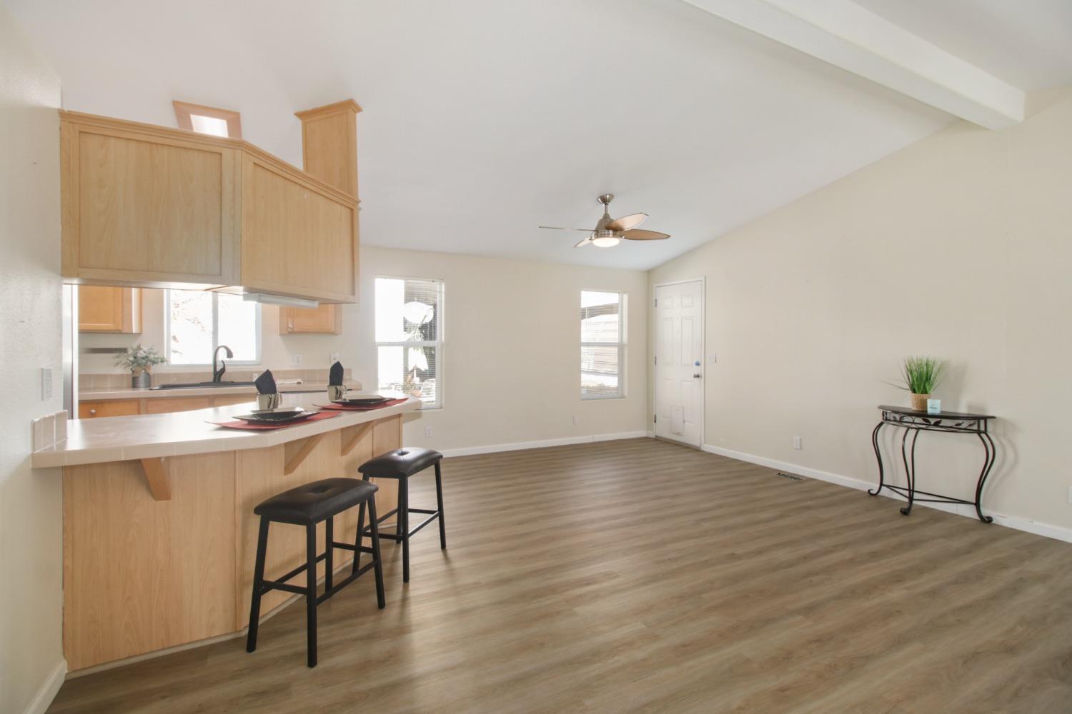 Detail Gallery Image 6 of 18 For 190 Saxton Cir 190, Citrus Heights,  CA 95621 - 2 Beds | 2 Baths