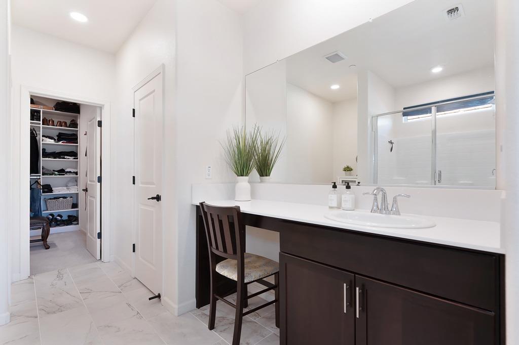 Detail Gallery Image 29 of 61 For 7517 Sobon Ln, Rancho Murieta,  CA 95683 - 4 Beds | 2/1 Baths