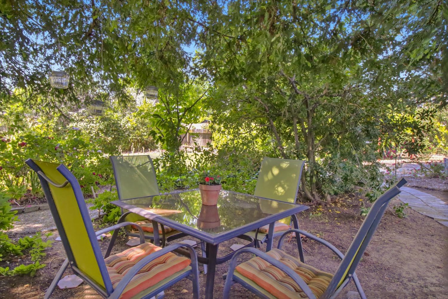 Detail Gallery Image 50 of 73 For 1837 Drew Ct, Carmichael,  CA 95608 - 4 Beds | 2 Baths