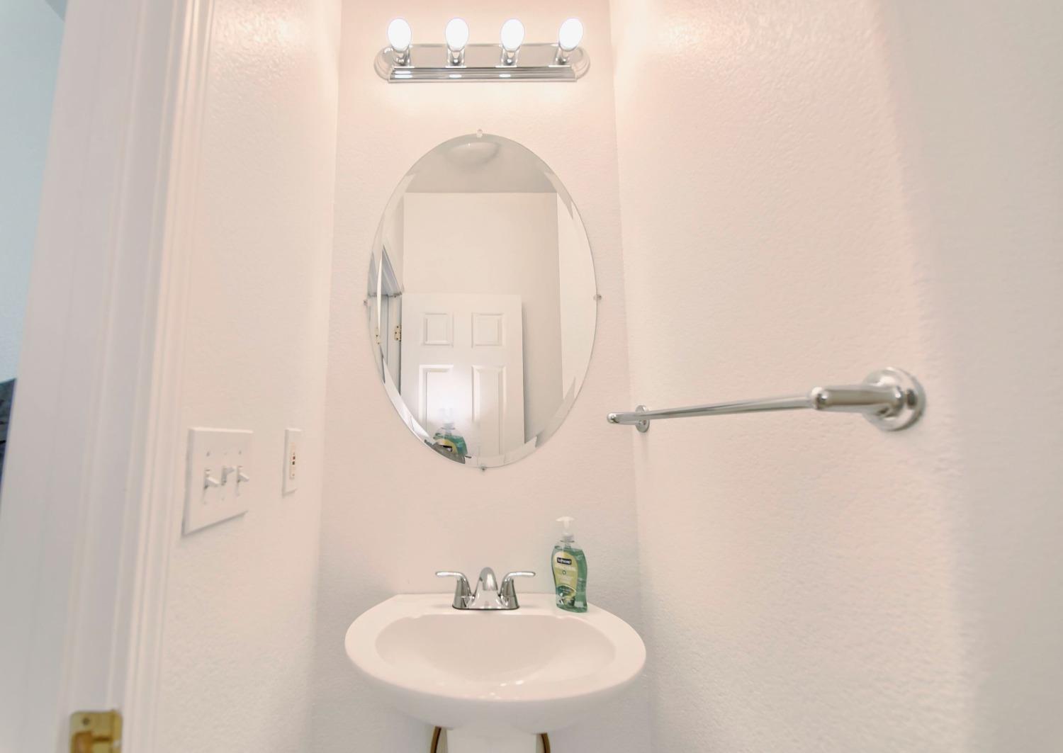 Detail Gallery Image 17 of 99 For 8061 Shay Circle Cir, Stockton,  CA 95212 - 4 Beds | 2/1 Baths