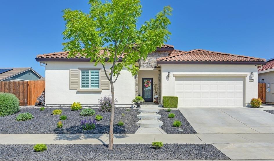 Detail Gallery Image 2 of 61 For 7517 Sobon Ln, Rancho Murieta,  CA 95683 - 4 Beds | 2/1 Baths