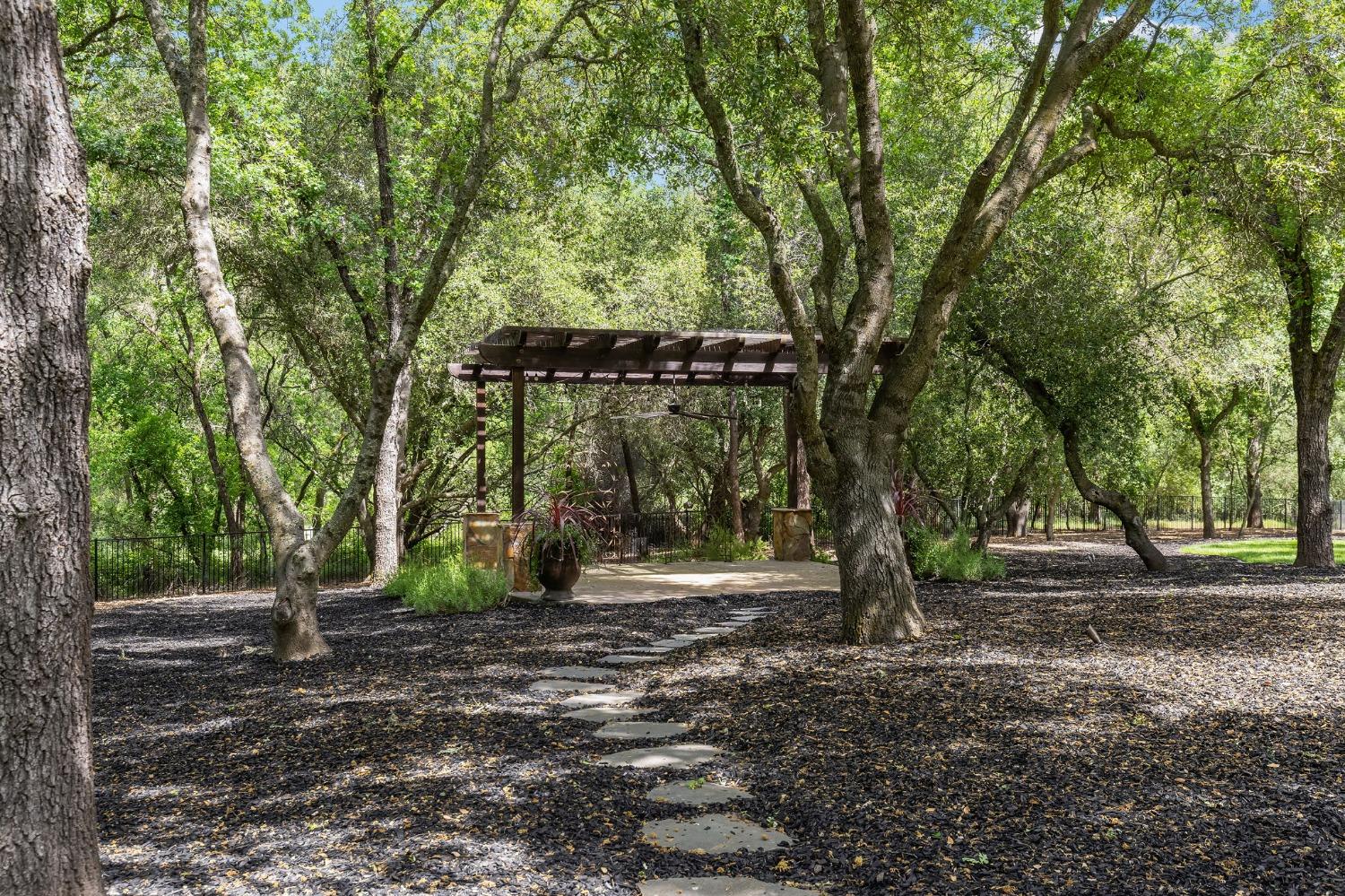 Detail Gallery Image 55 of 61 For 6120 Terracina Ct, Loomis,  CA 95650 - 7 Beds | 6/2 Baths